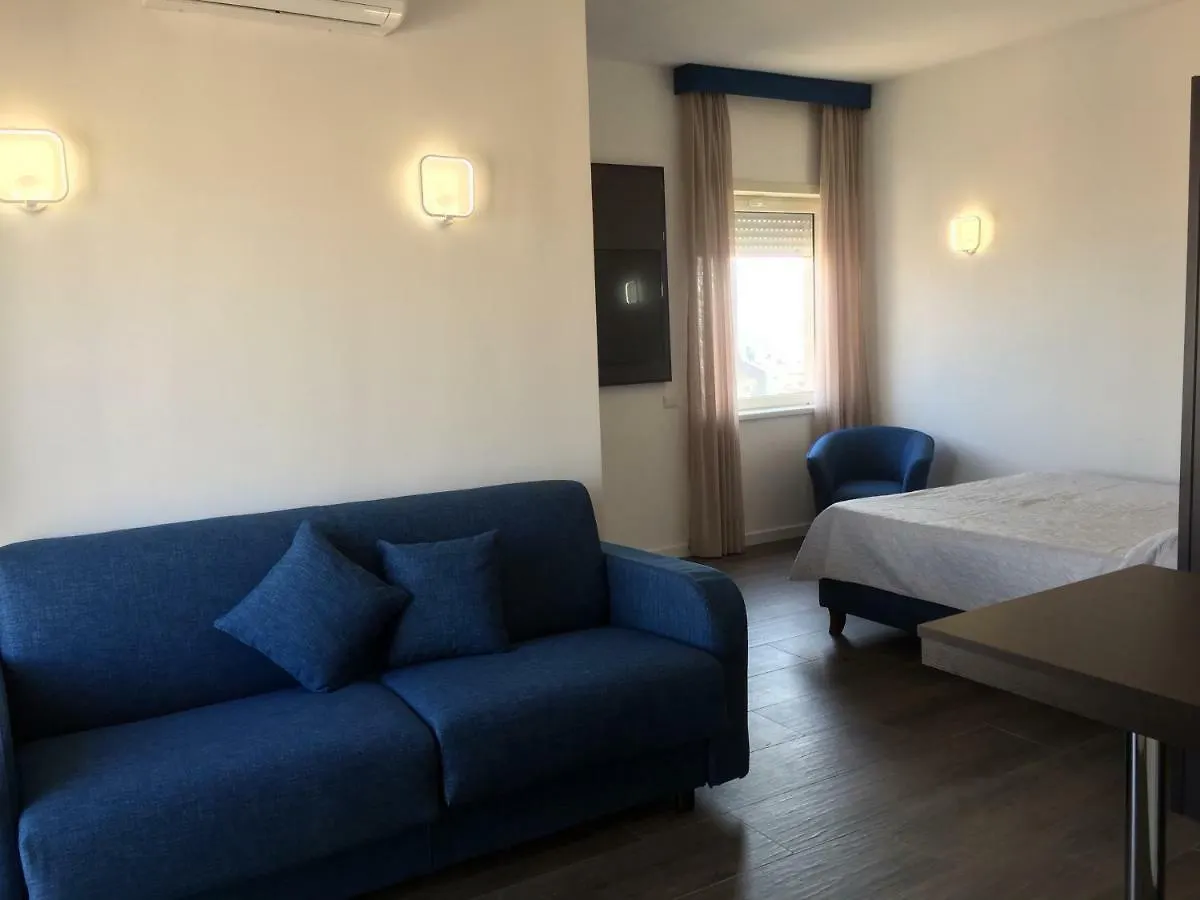 Apartamento Residenza Garibaldi Nápoles