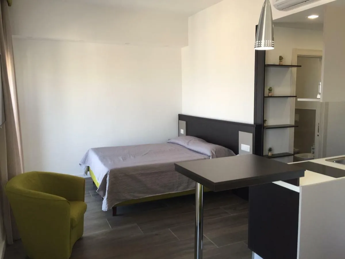 Apartamento Residenza Garibaldi Nápoles
