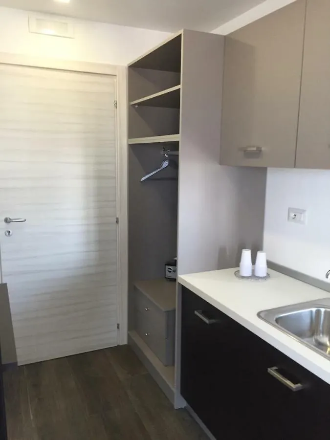 Apartamento Residenza Garibaldi Nápoles